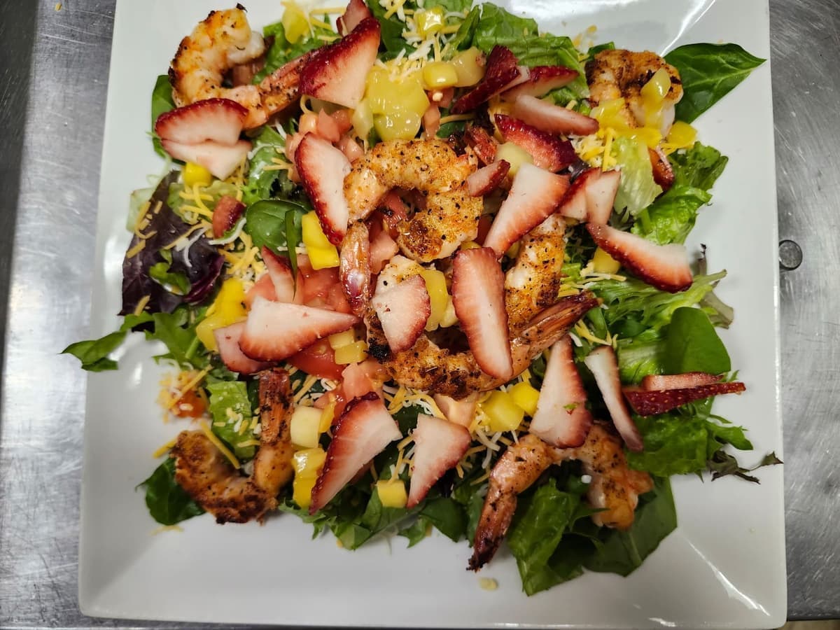 Tropical Salad with Shrimp